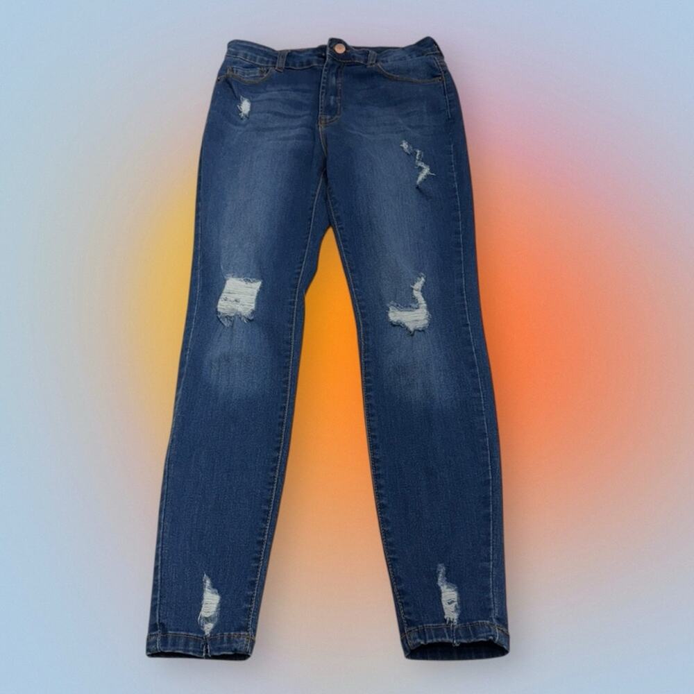 AMERICAN BAZI Women’s 5 (juniors) Skinny Distressed Blue Jeans